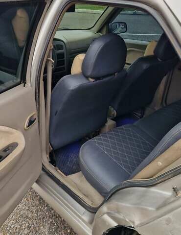 Бежевый Чери Амулет, объемом двигателя 1.6 л и пробегом 270 тыс. км за 1550 $, фото 11 на Automoto.ua