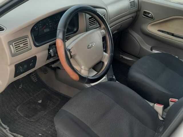 Бежевий Чері Амулет, об'ємом двигуна 1.6 л та пробігом 190 тис. км за 1400 $, фото 9 на Automoto.ua