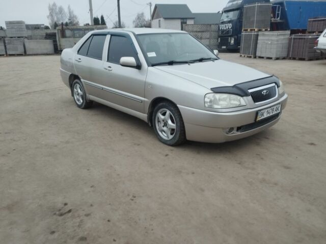 Бежевый Чери Амулет, объемом двигателя 1.6 л и пробегом 70 тыс. км за 1100 $, фото 1 на Automoto.ua