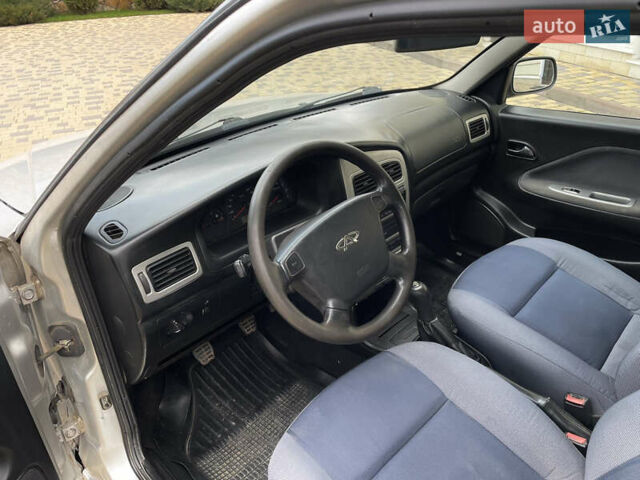 Бежевый Чери Амулет, объемом двигателя 1.6 л и пробегом 126 тыс. км за 1699 $, фото 19 на Automoto.ua