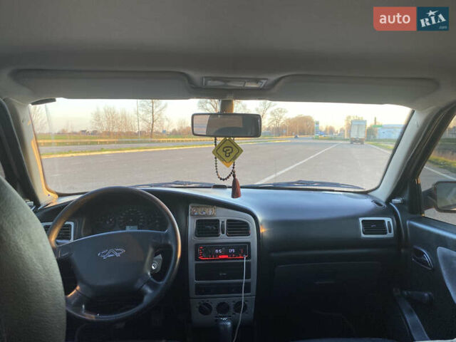 Бежевый Чери Амулет, объемом двигателя 1.6 л и пробегом 160 тыс. км за 2200 $, фото 8 на Automoto.ua