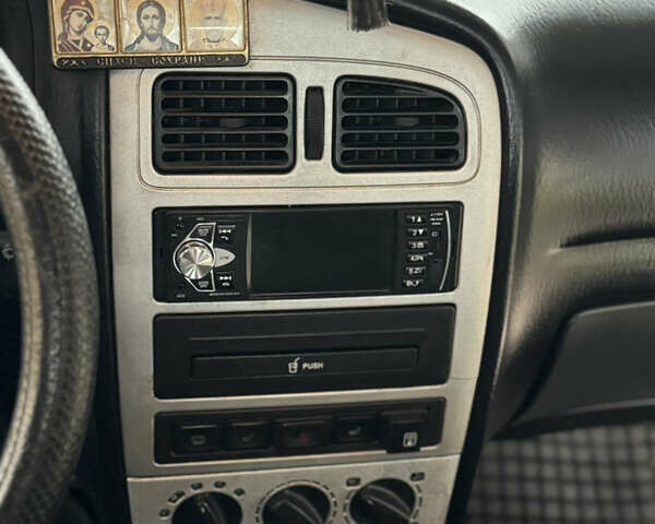 Бежевый Чери Амулет, объемом двигателя 1.6 л и пробегом 148 тыс. км за 1800 $, фото 13 на Automoto.ua