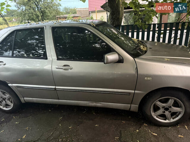 Чери Амулет 2007 в Житомире на Automoto.ua Бежевый Чери Амулет, объемом двигателя 1.6 л и пробегом 173 тыс. км за 1900 $, фото 1 на Automoto.ua