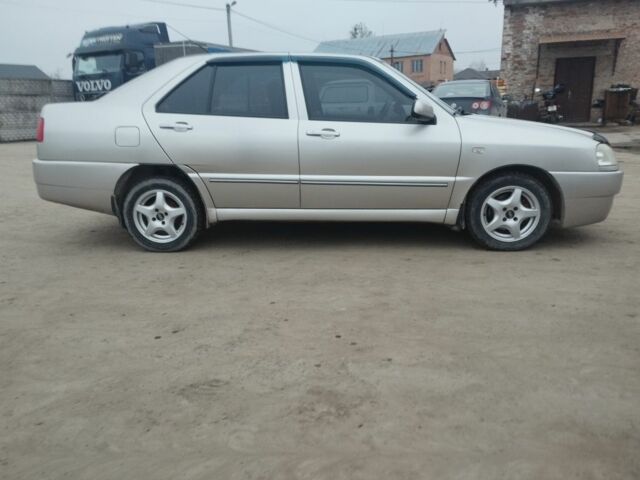 Бежевый Чери Амулет, объемом двигателя 1.6 л и пробегом 70 тыс. км за 1100 $, фото 2 на Automoto.ua