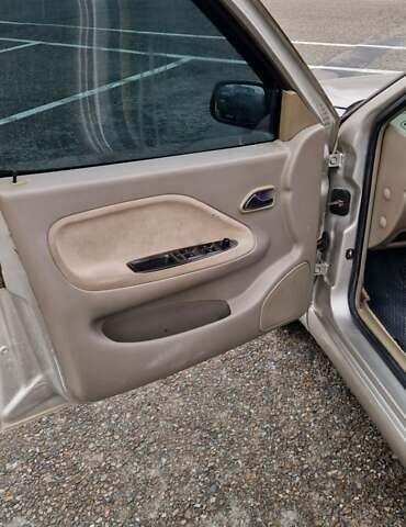 Бежевый Чери Амулет, объемом двигателя 1.6 л и пробегом 270 тыс. км за 1550 $, фото 8 на Automoto.ua