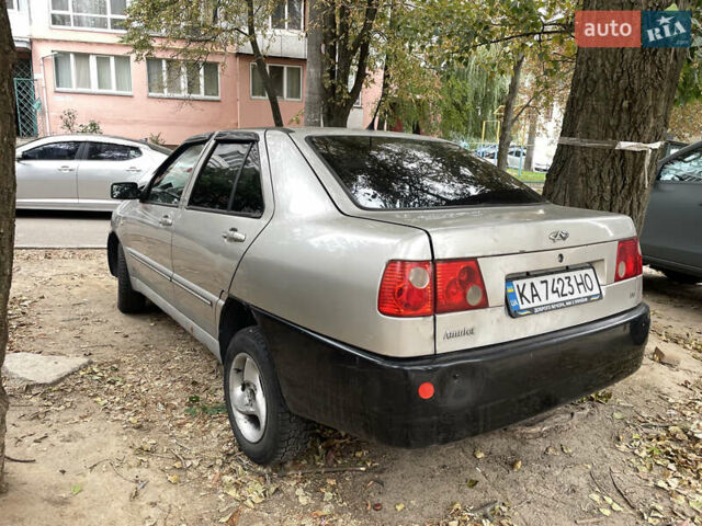 Бежевый Чери Амулет, объемом двигателя 1.6 л и пробегом 190 тыс. км за 1100 $, фото 1 на Automoto.ua