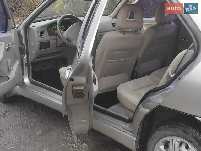 Бежевый Чери Амулет, объемом двигателя 1.6 л и пробегом 176 тыс. км за 1500 $, фото 15 на Automoto.ua