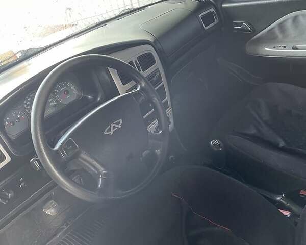 Бежевий Чері Амулет, об'ємом двигуна 1.6 л та пробігом 320 тис. км за 1150 $, фото 6 на Automoto.ua
