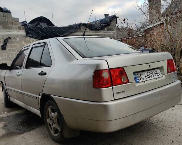 Бежевый Чери Амулет, объемом двигателя 1.6 л и пробегом 170 тыс. км за 1200 $, фото 1 на Automoto.ua