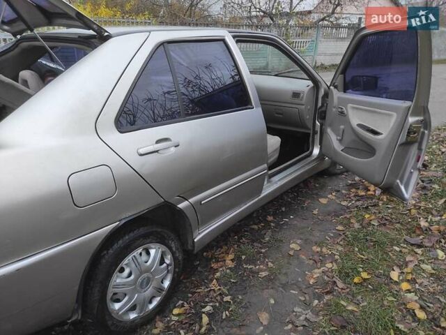 Бежевый Чери Амулет, объемом двигателя 1.6 л и пробегом 176 тыс. км за 1500 $, фото 14 на Automoto.ua