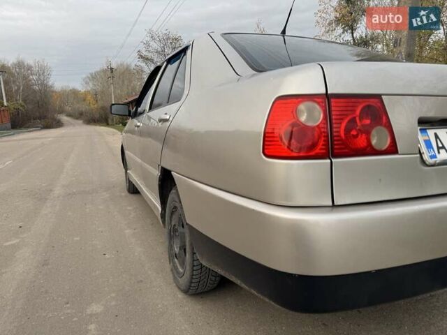 Бежевый Чери Амулет, объемом двигателя 1.6 л и пробегом 200 тыс. км за 1700 $, фото 7 на Automoto.ua