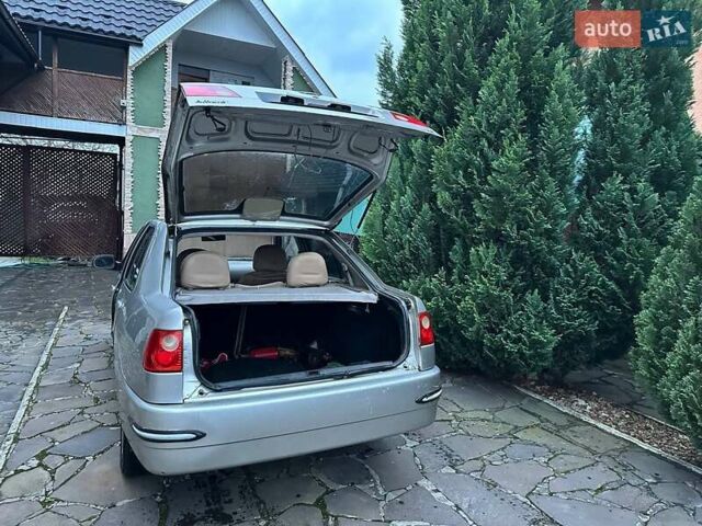 Бежевый Чери Амулет, объемом двигателя 1.6 л и пробегом 270 тыс. км за 1500 $, фото 4 на Automoto.ua