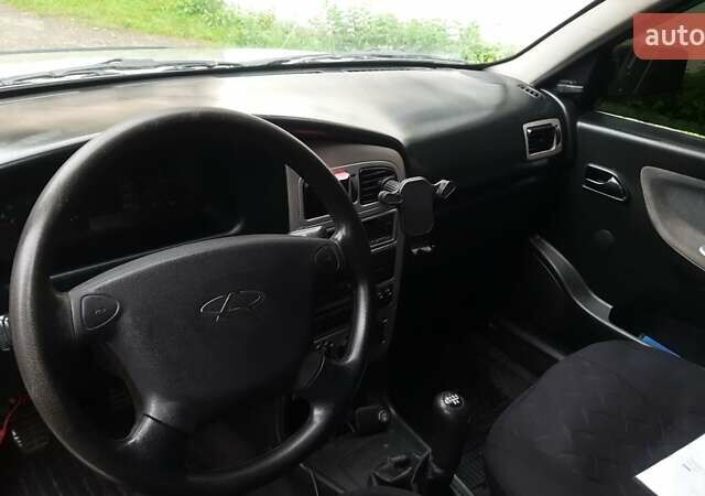 Бежевый Чери Амулет, объемом двигателя 1.6 л и пробегом 93 тыс. км за 1650 $, фото 12 на Automoto.ua