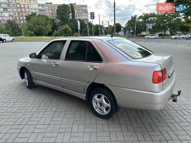 Бежевый Чери Амулет, объемом двигателя 1.6 л и пробегом 218 тыс. км за 3000 $, фото 9 на Automoto.ua