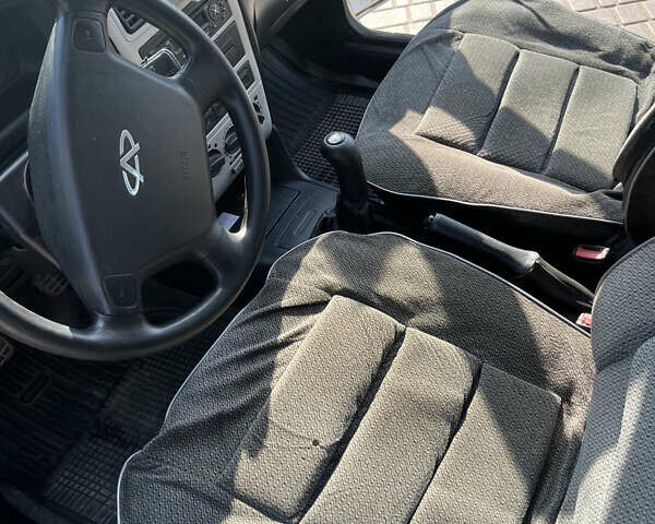 Бежевый Чери Амулет, объемом двигателя 1.6 л и пробегом 40 тыс. км за 2850 $, фото 11 на Automoto.ua