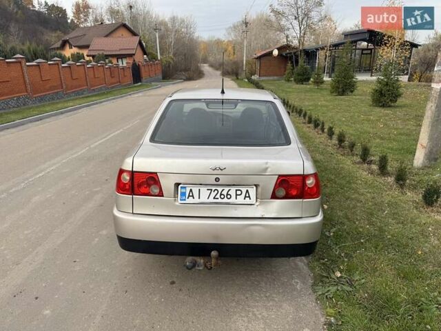 Бежевый Чери Амулет, объемом двигателя 1.6 л и пробегом 200 тыс. км за 1700 $, фото 3 на Automoto.ua