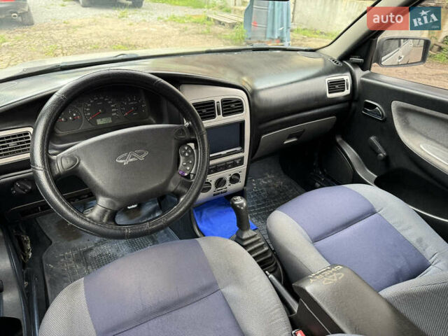 Бежевий Чері Амулет, об'ємом двигуна 1.6 л та пробігом 114 тис. км за 2100 $, фото 9 на Automoto.ua