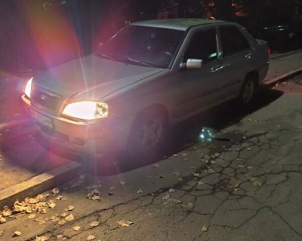 Чери Амулет 2007 в Александровка на Automoto.ua Бежевый Чери Амулет, объемом двигателя 1.6 л и пробегом 190 тыс. км за 1800 $, фото 1 на Automoto.ua