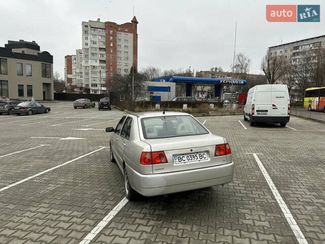 Бежевый Чери Амулет, объемом двигателя 1.6 л и пробегом 155 тыс. км за 1000 $, фото 8 на Automoto.ua