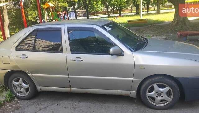 Бежевый Чери Амулет, объемом двигателя 1.6 л и пробегом 100 тыс. км за 1100 $, фото 1 на Automoto.ua