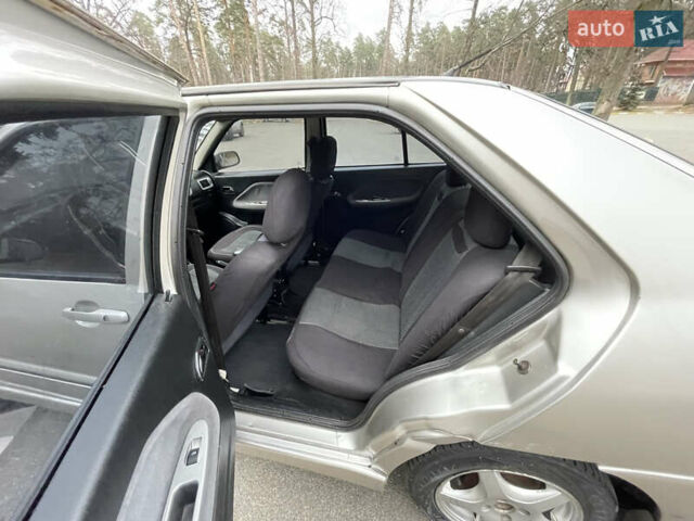 Бежевий Чері Амулет, об'ємом двигуна 1.6 л та пробігом 113 тис. км за 1400 $, фото 8 на Automoto.ua