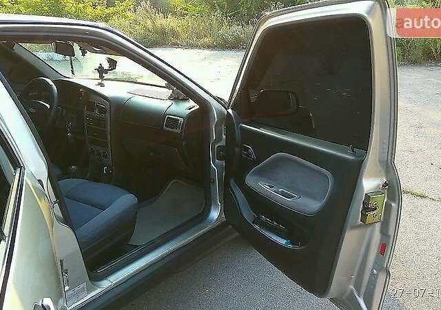 Бежевый Чери Амулет, объемом двигателя 1.6 л и пробегом 150 тыс. км за 3200 $, фото 4 на Automoto.ua