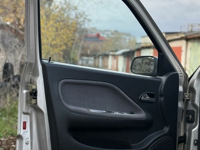 Бежевий Чері Амулет, об'ємом двигуна 1.6 л та пробігом 73 тис. км за 2900 $, фото 16 на Automoto.ua