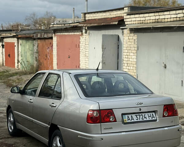 Бежевый Чери Амулет, объемом двигателя 1.6 л и пробегом 73 тыс. км за 2900 $, фото 5 на Automoto.ua