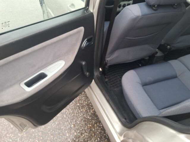 Бежевий Чері Амулет, об'ємом двигуна 1.6 л та пробігом 58 тис. км за 2550 $, фото 8 на Automoto.ua