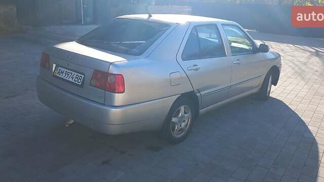 Бежевый Чери Амулет, объемом двигателя 1.6 л и пробегом 87 тыс. км за 2000 $, фото 8 на Automoto.ua