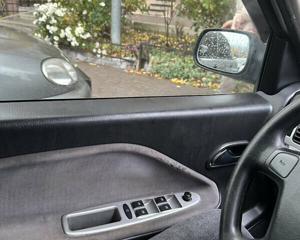 Чері Амулет 2008 у Вышгороде на Automoto.ua Бежевий Чері Амулет, об'ємом двигуна 1.6 л та пробігом 135 тис. км за 1800 $, фото 5 на Automoto.ua