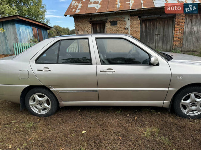 Бежевий Чері Амулет, об'ємом двигуна 1.6 л та пробігом 21 тис. км за 3500 $, фото 6 на Automoto.ua