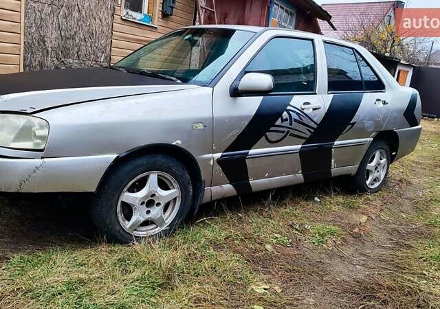 Бежевый Чери Амулет, объемом двигателя 1.6 л и пробегом 230 тыс. км за 650 $, фото 1 на Automoto.ua