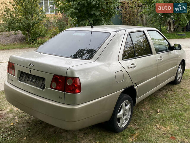 Бежевый Чери Амулет, объемом двигателя 1.6 л и пробегом 25 тыс. км за 2650 $, фото 4 на Automoto.ua
