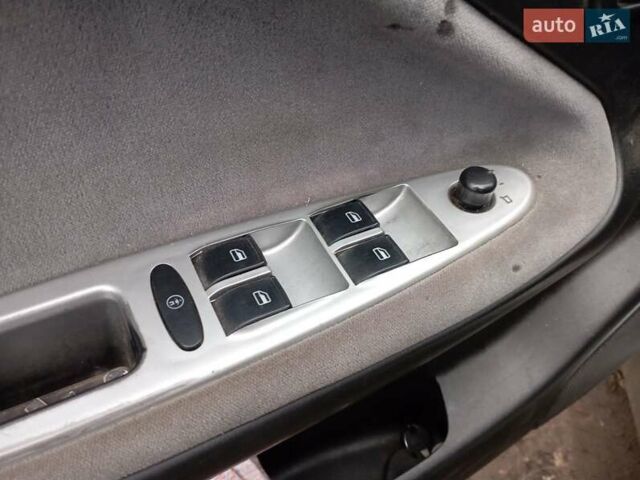 Бежевый Чери Амулет, объемом двигателя 1.6 л и пробегом 202 тыс. км за 1250 $, фото 4 на Automoto.ua