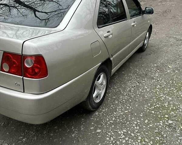 Бежевый Чери Амулет, объемом двигателя 1.6 л и пробегом 200 тыс. км за 1650 $, фото 5 на Automoto.ua