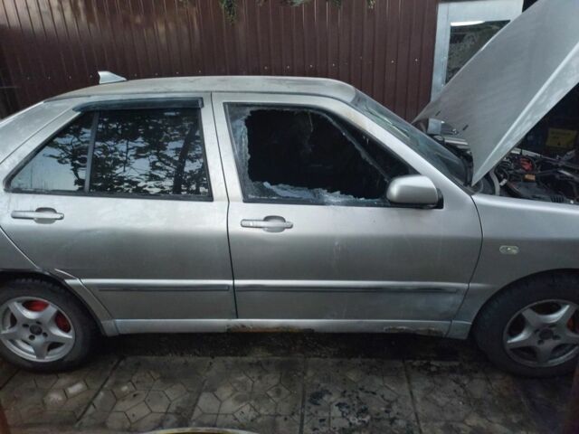 Бежевый Чери Амулет, объемом двигателя 0 л и пробегом 1000 тыс. км за 600 $, фото 2 на Automoto.ua