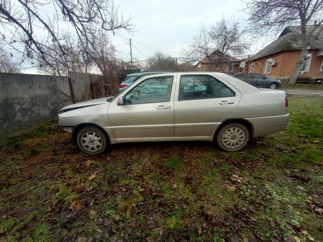 Бежевый Чери Амулет, объемом двигателя 1.6 л и пробегом 100 тыс. км за 700 $, фото 1 на Automoto.ua