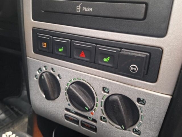 Бежевий Чері Амулет, об'ємом двигуна 1.6 л та пробігом 58 тис. км за 2550 $, фото 12 на Automoto.ua