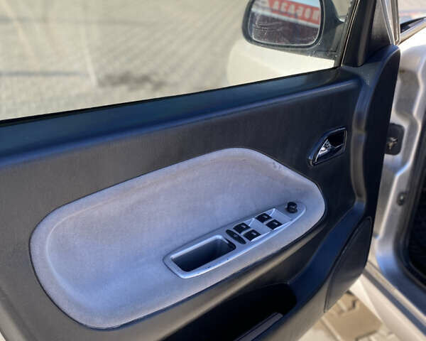 Чері Амулет 2008 у Ильинцах на Automoto.ua Бежевий Чері Амулет, об'ємом двигуна 1.6 л та пробігом 106 тис. км за 1850 $, фото 7 на Automoto.ua