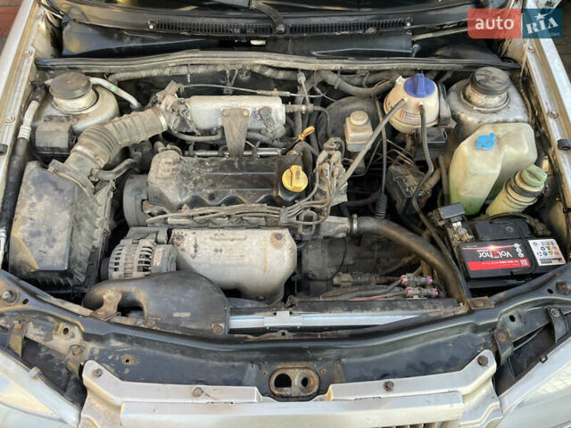 Бежевий Чері Амулет, об'ємом двигуна 1.6 л та пробігом 156 тис. км за 1550 $, фото 9 на Automoto.ua