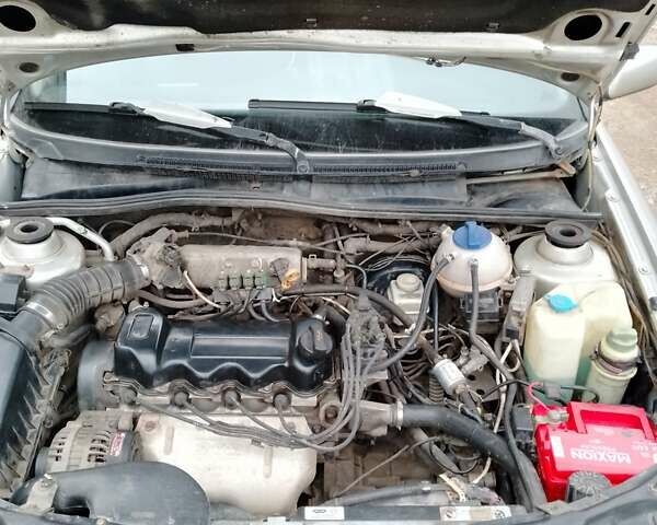 Бежевий Чері Амулет, об'ємом двигуна 1.6 л та пробігом 200 тис. км за 1849 $, фото 6 на Automoto.ua