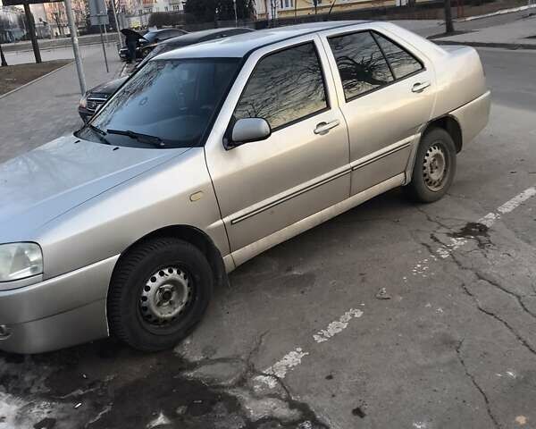 Бежевый Чери Амулет, объемом двигателя 1.6 л и пробегом 146 тыс. км за 2599 $, фото 4 на Automoto.ua