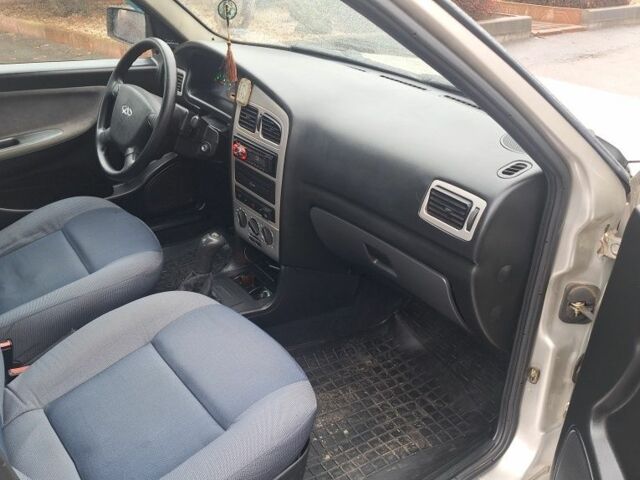 Бежевий Чері Амулет, об'ємом двигуна 1.6 л та пробігом 58 тис. км за 2550 $, фото 15 на Automoto.ua