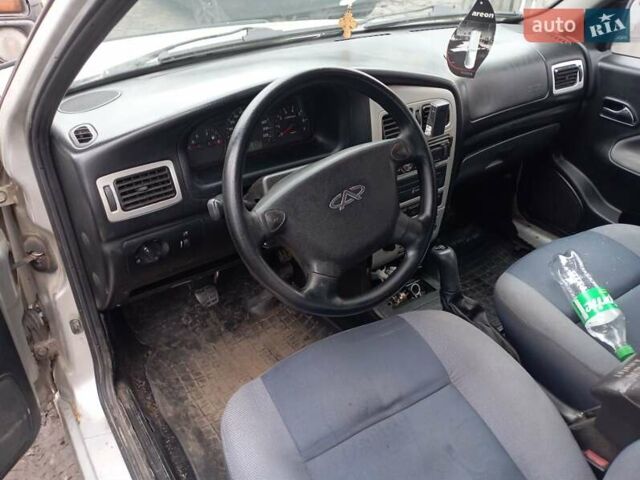 Бежевый Чери Амулет, объемом двигателя 1.6 л и пробегом 202 тыс. км за 1250 $, фото 5 на Automoto.ua