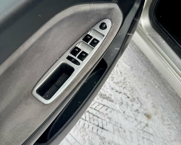 Бежевый Чери Амулет, объемом двигателя 1.6 л и пробегом 86 тыс. км за 2200 $, фото 20 на Automoto.ua