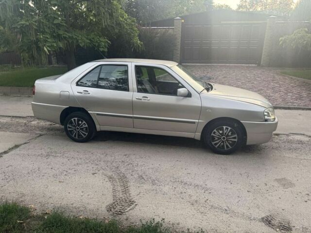 Бежевый Чери Амулет, объемом двигателя 1.6 л и пробегом 61 тыс. км за 2200 $, фото 2 на Automoto.ua