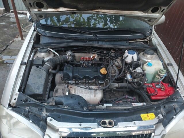 Бежевый Чери Амулет, объемом двигателя 0 л и пробегом 1000 тыс. км за 600 $, фото 3 на Automoto.ua