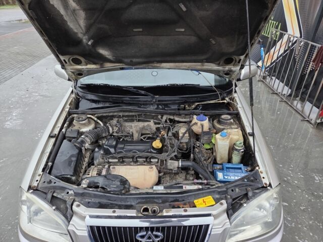 Бежевий Чері Амулет, об'ємом двигуна 1.6 л та пробігом 145 тис. км за 1300 $, фото 9 на Automoto.ua