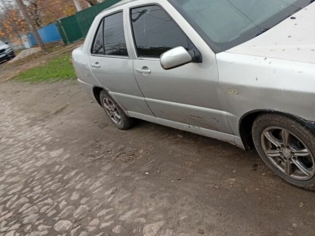 Бежевый Чери Амулет, объемом двигателя 1.5 л и пробегом 179 тыс. км за 1500 $, фото 4 на Automoto.ua